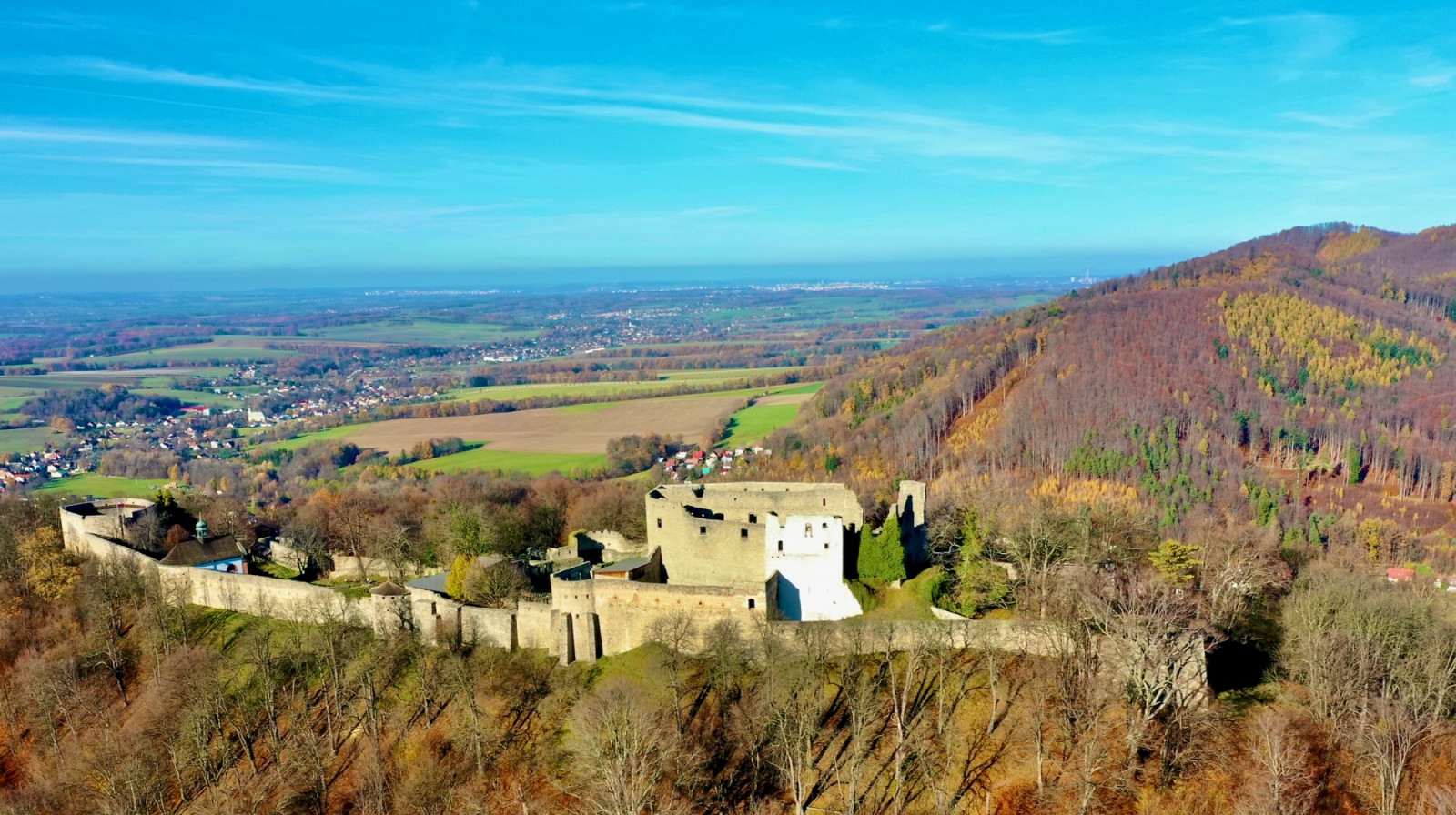 Hrad Hukvaldy - foto Jiří Jurečka 11/25