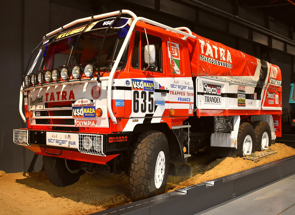 56362-TATRA-815-6x6-Rallye-Pariz-Dakar-1986-auto